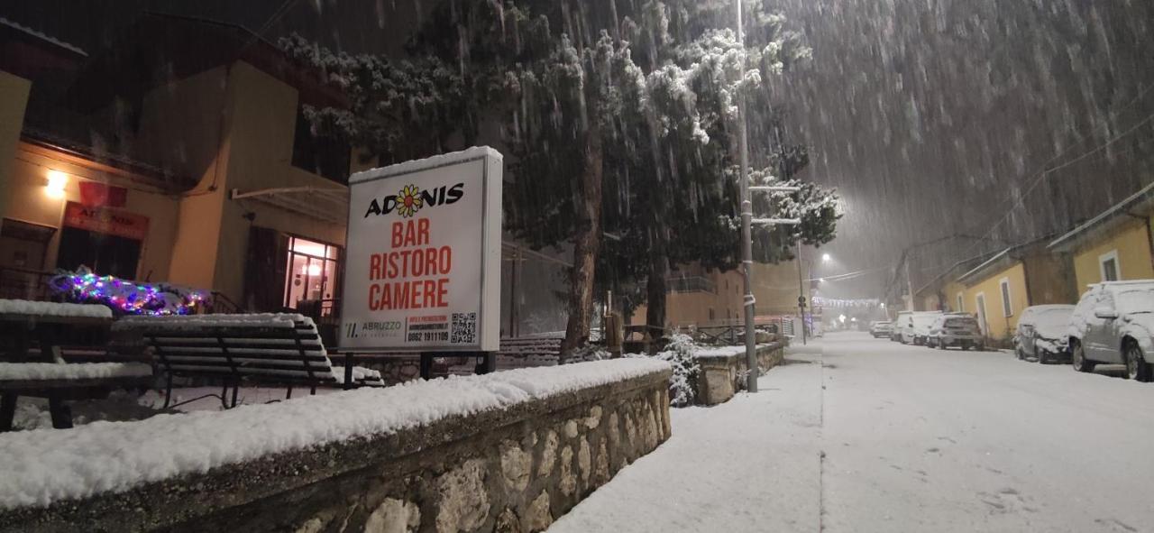 Hotel Adonis Castelvecchio Calvisio Zewnętrze zdjęcie