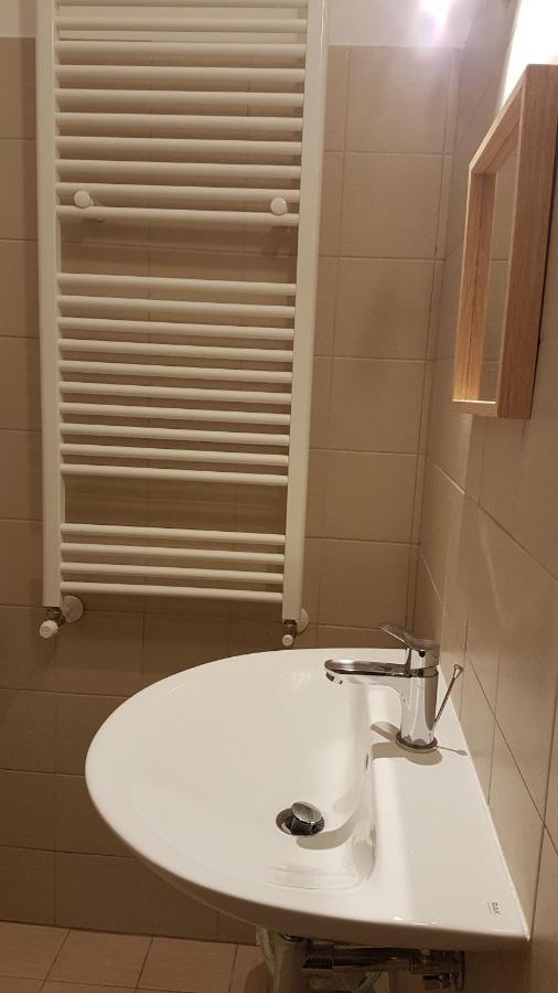 Hotel Adonis Castelvecchio Calvisio Zewnętrze zdjęcie
