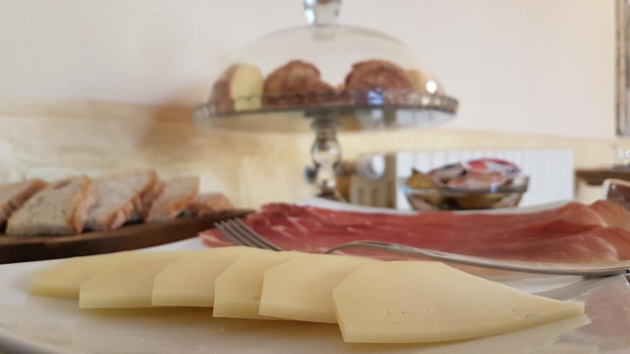 Hotel Adonis Castelvecchio Calvisio Zewnętrze zdjęcie
